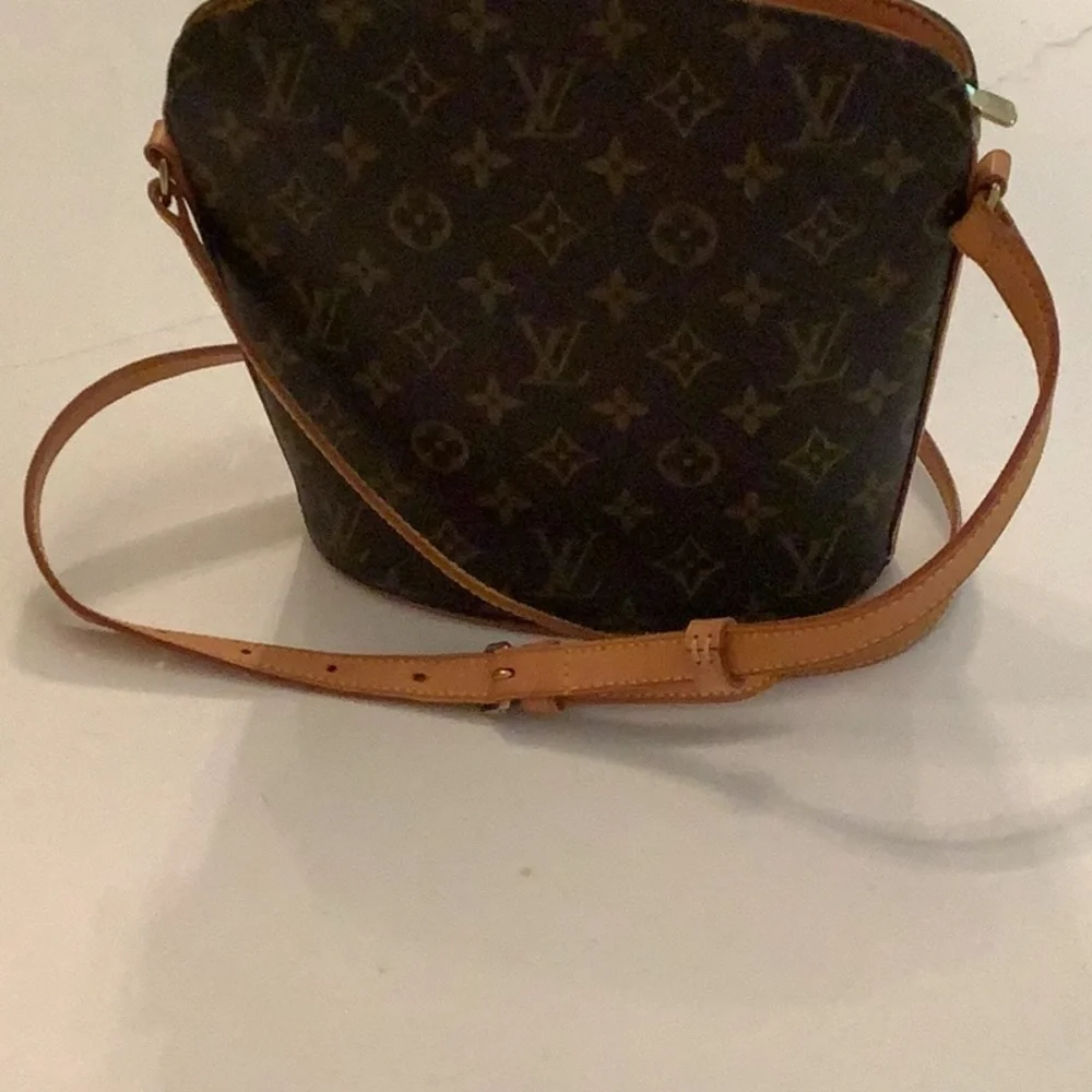 COPY - Auth Louis Vuitton Drouot Cross Body Crossbody Bag - Picture 8 of 8